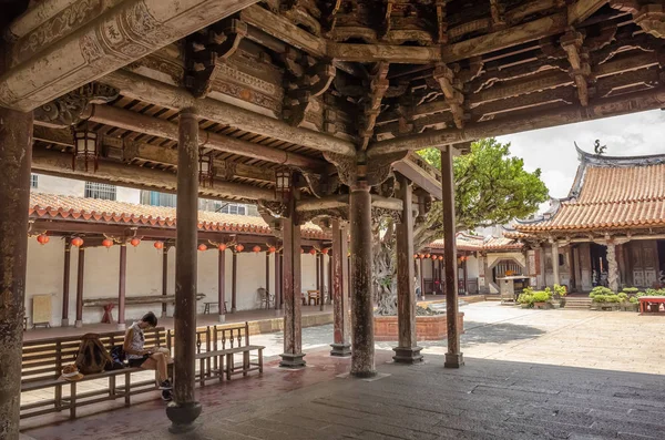 Famoso antiguo templo antiguo de Lung-shan — Foto de Stock
