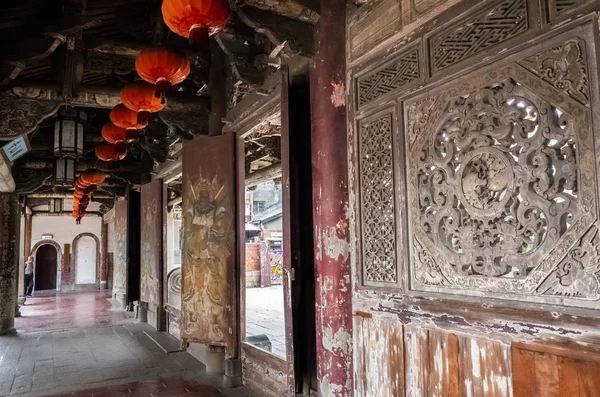 Знаменитий старий стародавній легені-Шань храм — стокове фото