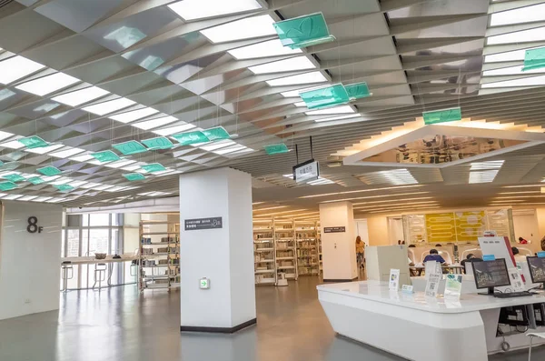 Interior of New Taipei city main library — Stock Photo, Image