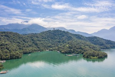 ünlü Sun Moon Lake manzara havadan görünümü
