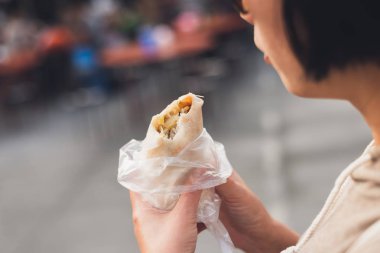 Bahar rulo Tayvanlı snack