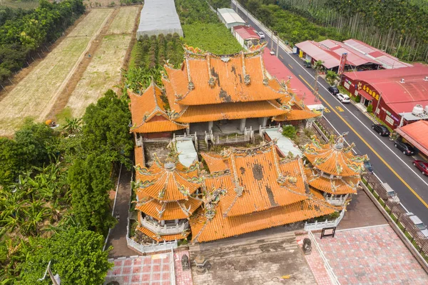 Vista aérea das ruínas do templo de Wuchanggong quando terremoto — Fotografia de Stock
