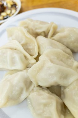 haşlanmış jiaozi yemek