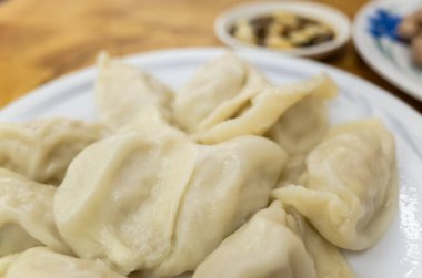 haşlanmış jiaozi yemek