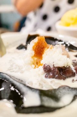 renkli tatlı ile soğuk tıraş buz