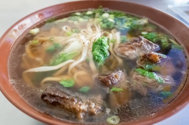 berrak haşlanmış sığır şehriye çorbası