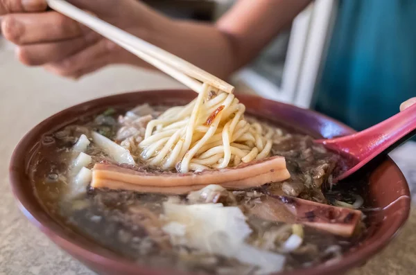 台湾の肥厚したスープ麺 — ストック写真