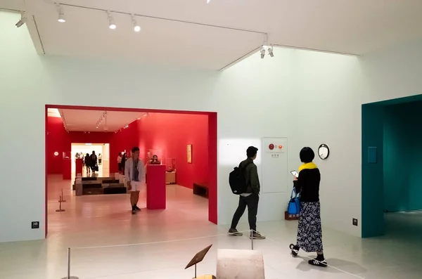 타 이페이 미술 박물관에 있는 사람들 — 스톡 사진