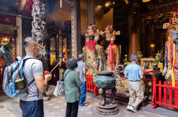 Famosa atracción del templo de Qingshan en Taipei —  Fotos de Stock