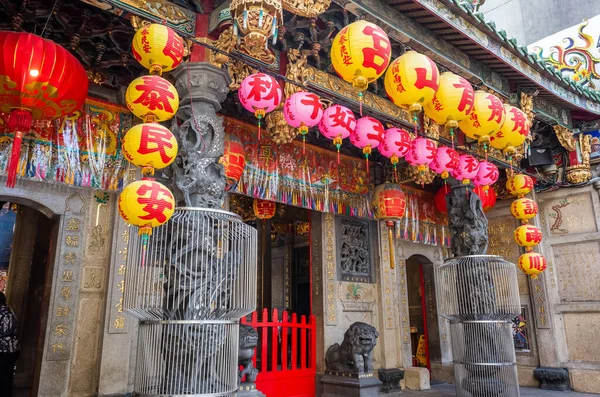 Famosa atracción del templo de Qingshan en Taipei —  Fotos de Stock