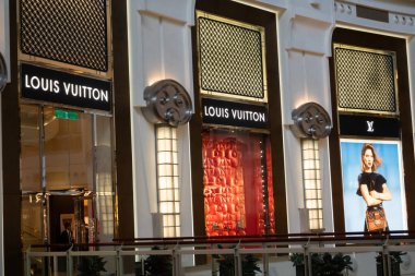 Taipei, Tayvan - 15 Haziran 2020: Louis Vuitton, Taipei, Tayvan, Asya 101.
