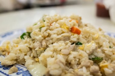 Masada Çin pilavı var.