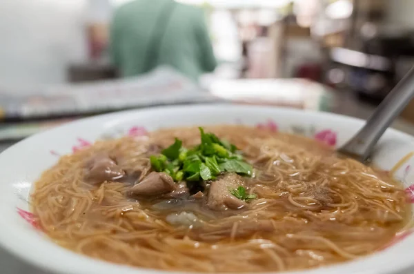 Manger Taiwan Collation Nouilles Minces Avec Intestin Porc — Photo