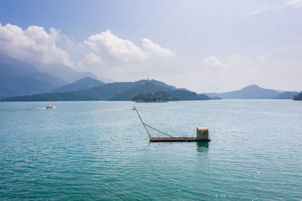 Krajobraz Łodzi Rybackiej Nad Jeziorem Sun Moon Lake Nantou Tajwan — Zdjęcie stockowe