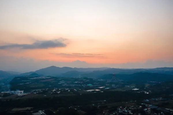 南投市の農場風景と日没の風景 — ストック写真