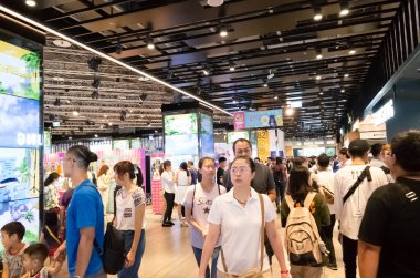 Taipei, Tayvan - 17 Ağustos 2019: Syntrend Creative Park Tayvan, Asya 'da elektronik eşya ve oyuncaklar için yeni bir alışveriş yeri