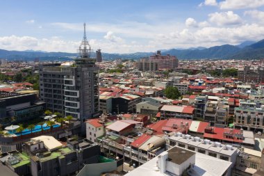 Puli, Tayvan - 12 Temmuz 2020: Nantou, Tayvan, Asya 'daki Puli şehir manzarası