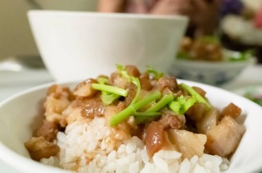 Tayvan usulü abur cubur Çin usulü pilav ve pilav.