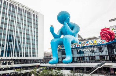 Taichung, Tayvan - 22 Haziran 2019 Dali Sanat Merkezi Plaza, Dali kasabası, Tayvan