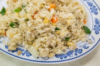 Masada Çin pilavı var.