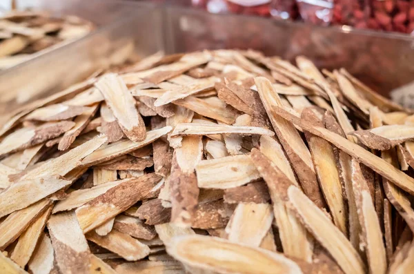 Group Stacks Traditional Chinese Medicine Astragali Radix — Stock Photo, Image