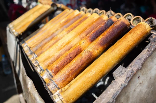 Snacks Taiwaneses Arroz Cocido Tubos Bambú — Foto de Stock