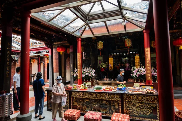 Yeni Taipei şehri, Tayvan - 14 Haziran 2020: Xianse Tapınağı, New Taipei şehri, Tayvan, Asya