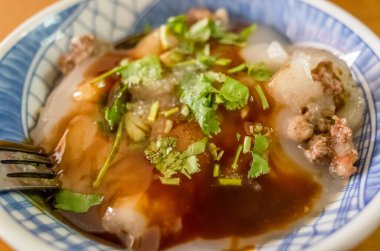 Köfteler, Tayvan ünlüleri ve geleneksel lezzet atıştırmalıkları.