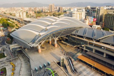 Taichung, Tayvan - 19 Şubat 2020: Taichung Tren İstasyonu, Tayvan, Asya