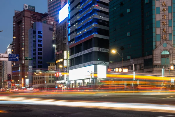 Taipei Taiwán Octubre 2020 Escena Nocturna Ciudad Moderna Con Luces — Foto de Stock