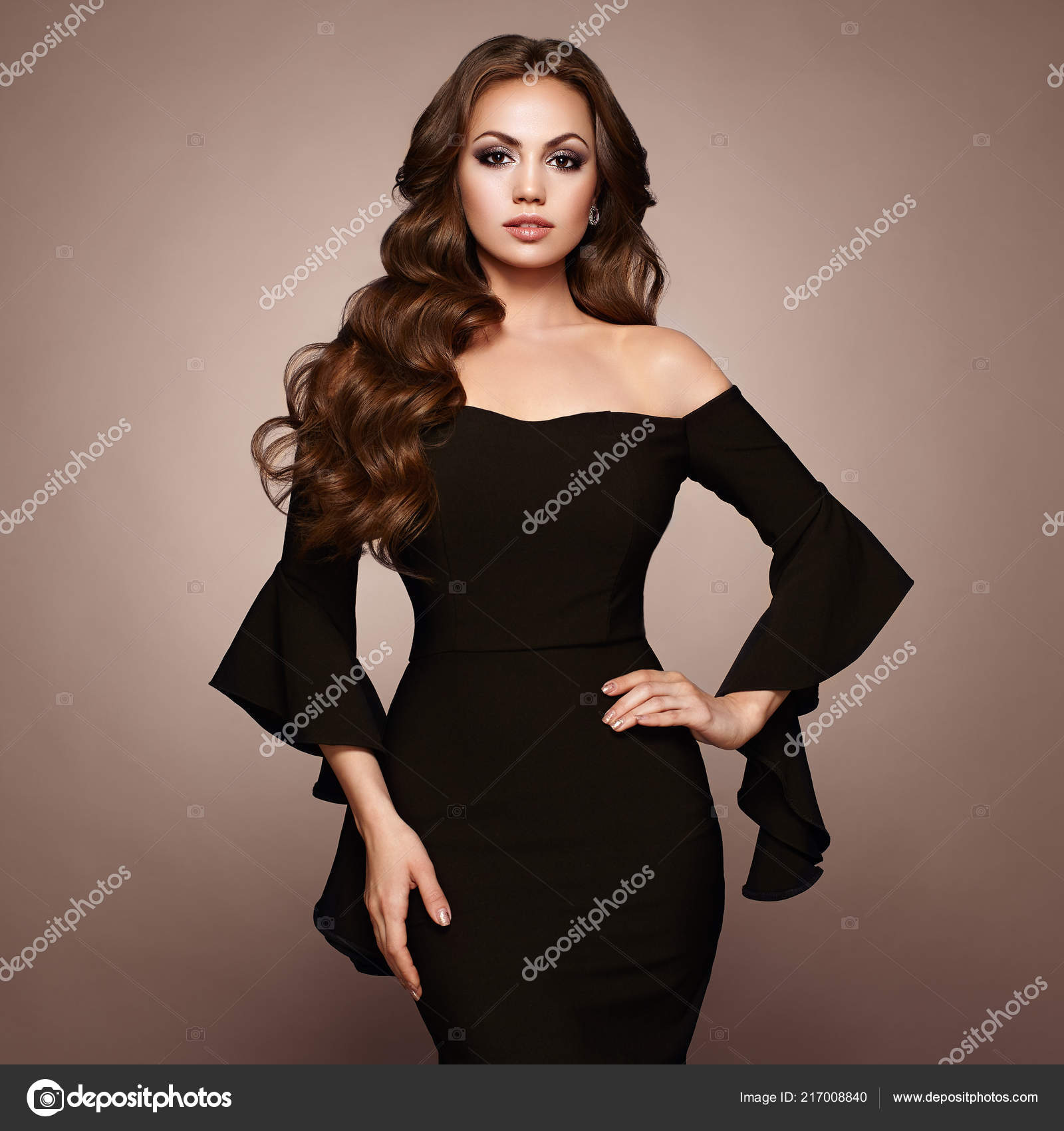 Beautiful Woman Elegant Black Evening Dress Brunette Girl Long Healthy Stock Photo by ©heckmannoleg 217008840 Beautiful Woman Elegant Black Evening Dress Brunette Girl Long Healthy Stock Photo by ©heckmannoleg 217008840