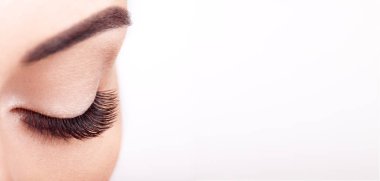 kadın gözü ile uzun süre yanlış eyelashes