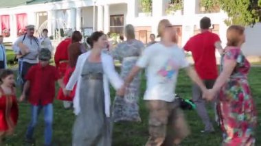 Suzdal, Rusya - 26 Ağustos 2018: Geleneksel Rus tur dans balalayka üzerinde yıllık Festivali 