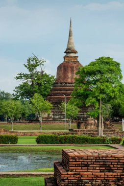 Bu Sukhothai Historical Park tapınaklarda ve bir dönüm noktası Sukhothai Eyaleti, Tayland, Thailand, Güneydoğu Asya