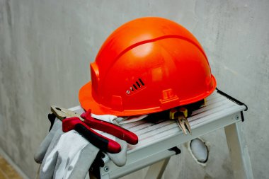 Koruyucu kask güvenli kullanım için araç. Yenileme