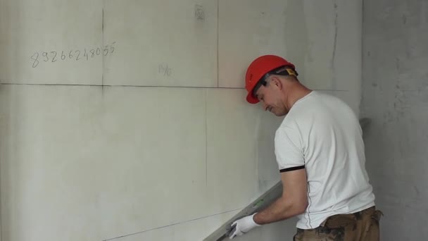 Travailleur Contrôle Qualité Construction Cloison — Video