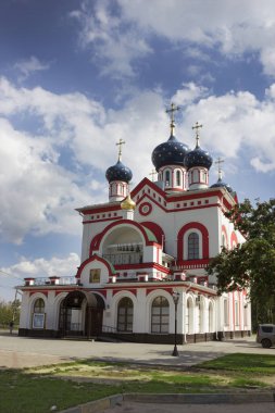 Nizhny Novgorod'da yeni, kutsanmış tapınak. Rusya