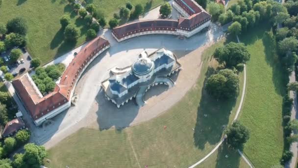 Vista Aérea Del Antiguo Castillo Durante Día — Vídeo de stock