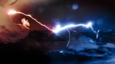 iki Tanrı Lightning'ler bulutlu gökyüzü arka plan üzerinde ile mücadele
