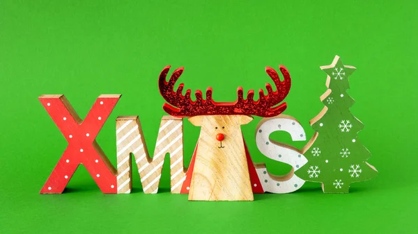 Una Decoración Navideña Con Texto Navidad Reno — Foto de Stock