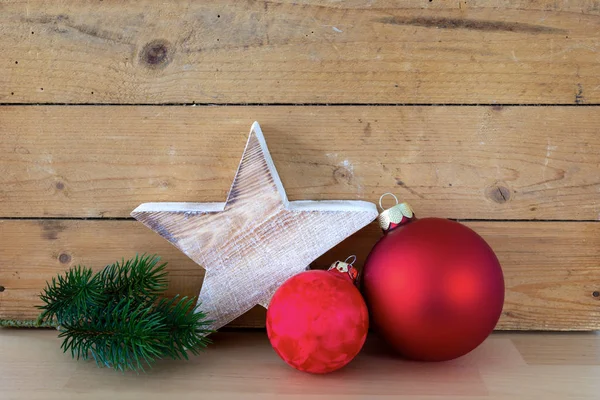Typické Vánoční Symboly Dekorace Dřevěné Pozadí — Stock fotografie