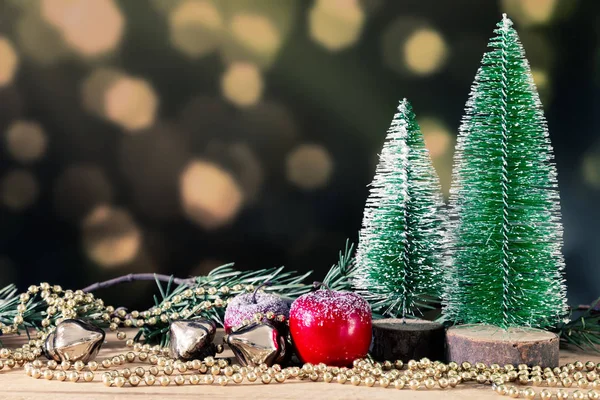 Image Christmas Decoration Green Background Fir Trees Golden Perls Red — Stock Photo, Image