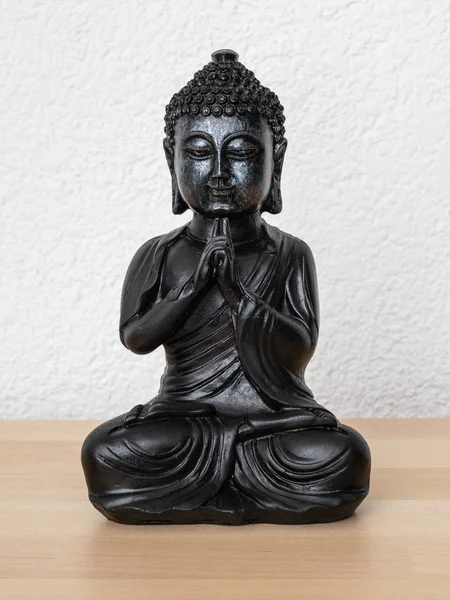 Primer Plano Estatua Buda Signo Paz Sabiduría Sobre Fondo Blanco — Foto de Stock