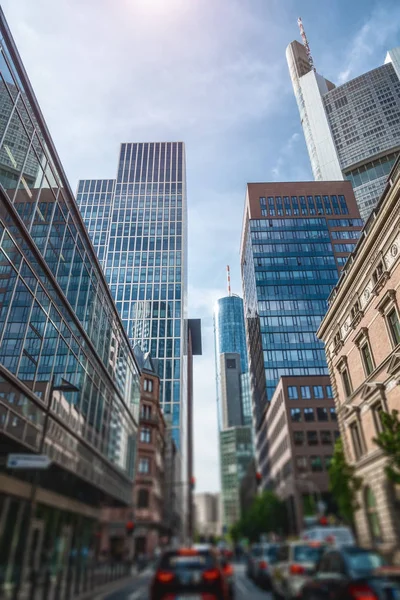 Vista Baixo Ângulo Arranha Céus Frankfurt Alemanha — Fotografia de Stock