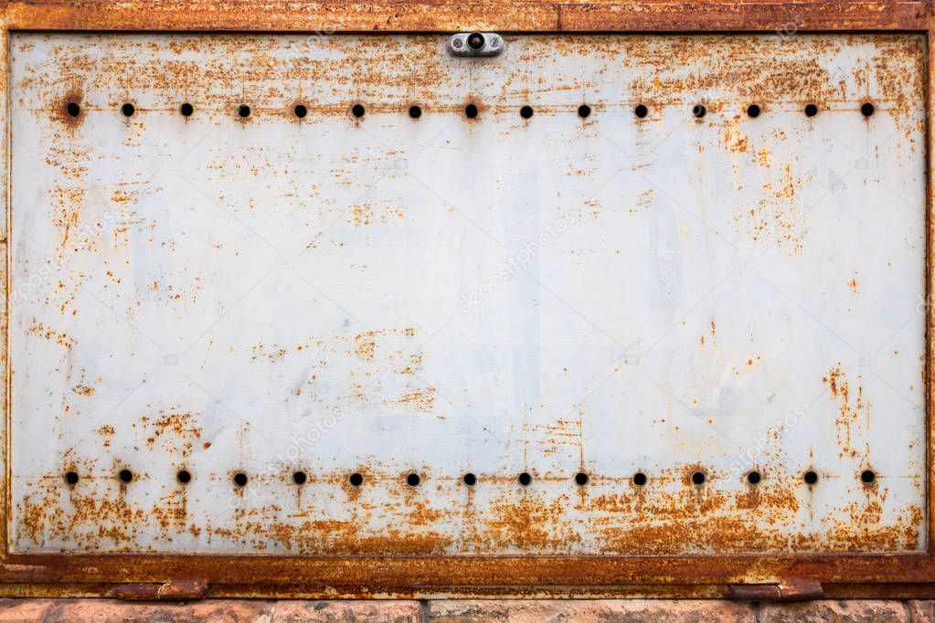 An image of a rusty metal plate background decoration