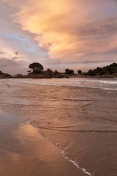 Vista Playa Abundancia Fondo Puesta Del Sol Nueva Zelanda —  Fotos de Stock