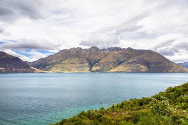 Güney Yeni Zelanda 'daki Wakatipu Gölü 'nün görünümü