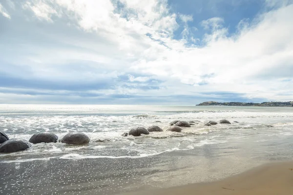 Vista Pedregulhos Praia Moeraki Nova Zelândia — Fotografia de Stock