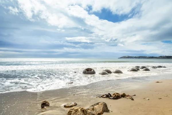 Blick Auf Felsbrocken Strand Von Moeraki Neuseeland — Stockfoto