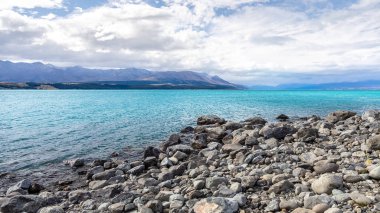 Yeni Zelanda 'da turkuaz göl Tekapo görünümü